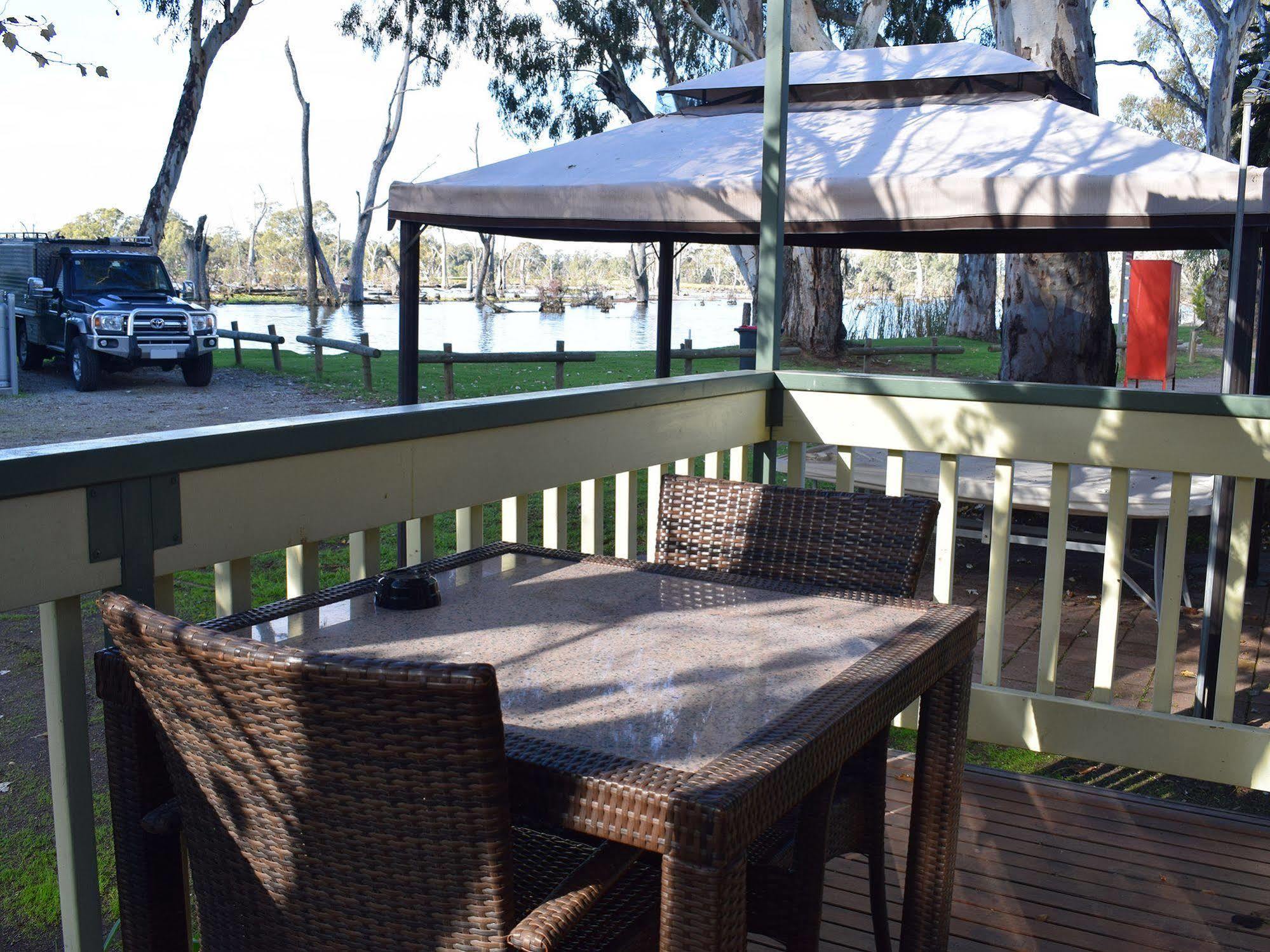 Cohuna Waterfront Holiday Park Exterior foto